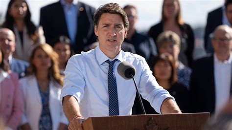 trdau|Trudeau defends himself against internal and external criticism, .